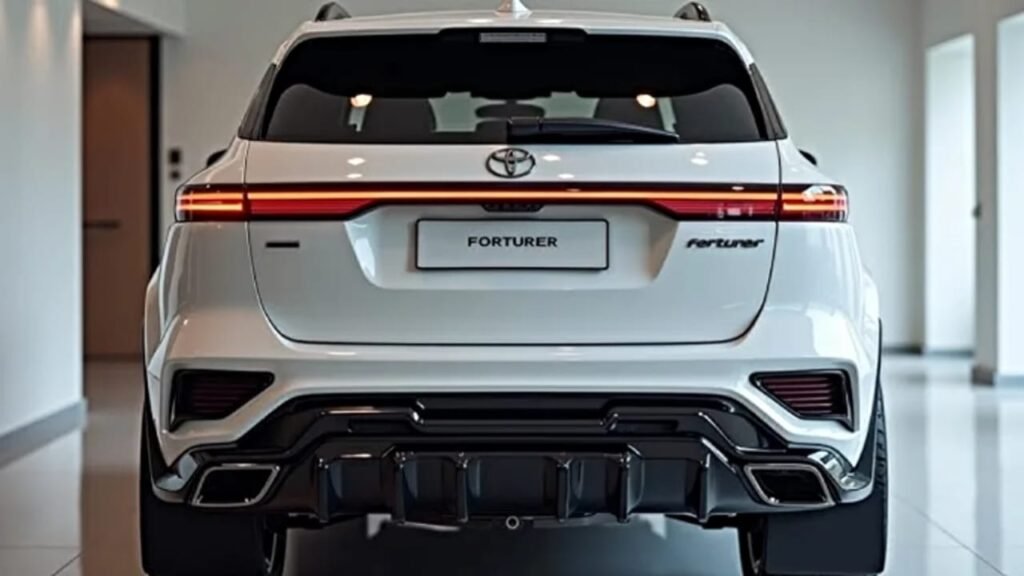 Toyota Fortuner Launched 2025 – 2.8L Turbo Diesel Engine, 204HP Power & Premium 7-Seater SUV Starting at Just ₹3.9 Lakh!